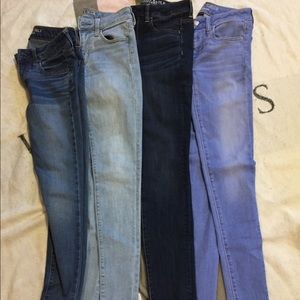 AEO Jeggings Size 2 (4 pairs)